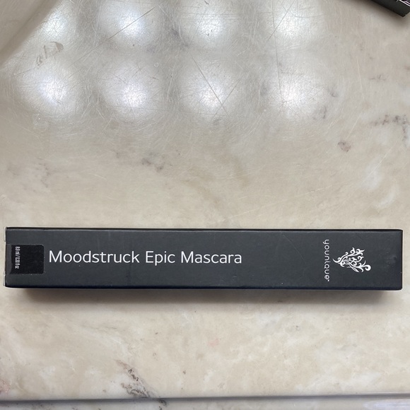 The eyes have it! Bundle of new in box makeup/skin items - Picture 5 of 10